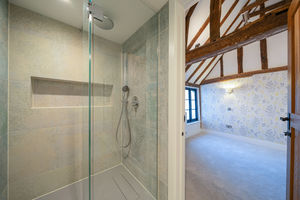 Photo 21- click for photo gallery